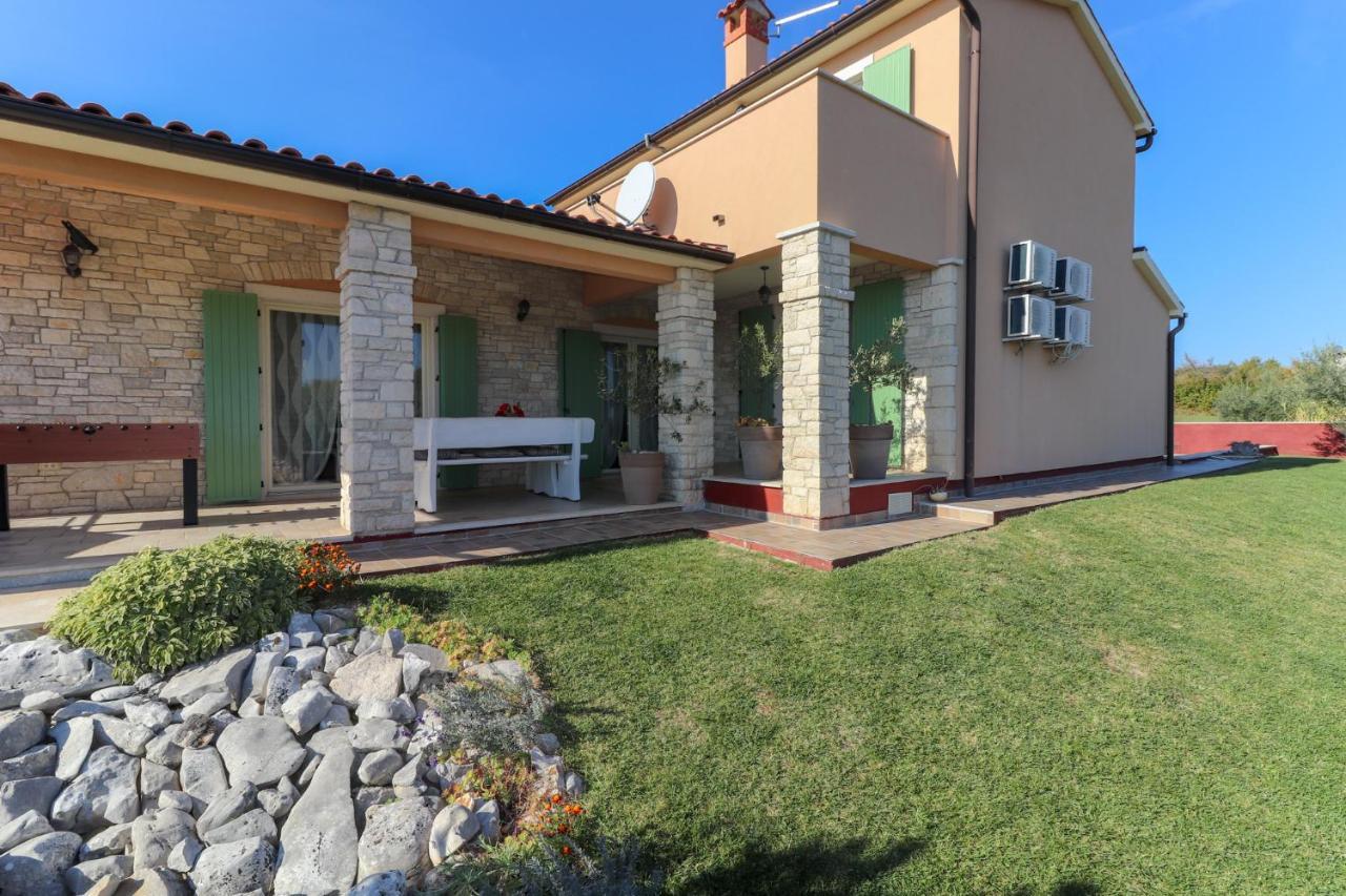 Villa Nona Marija Sveti Lovreč Pazenatički Extérieur photo