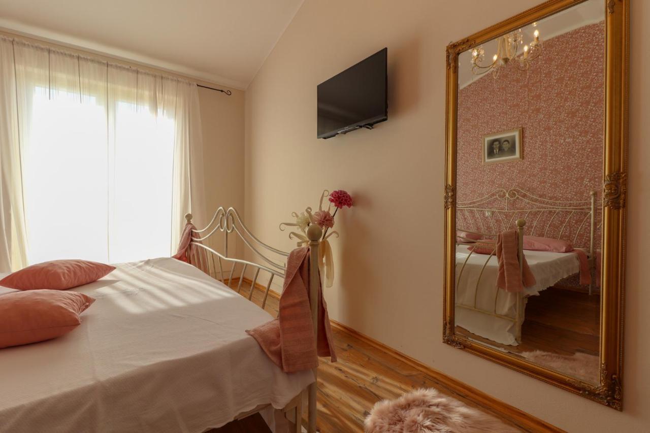 Villa Nona Marija Sveti Lovreč Pazenatički Extérieur photo