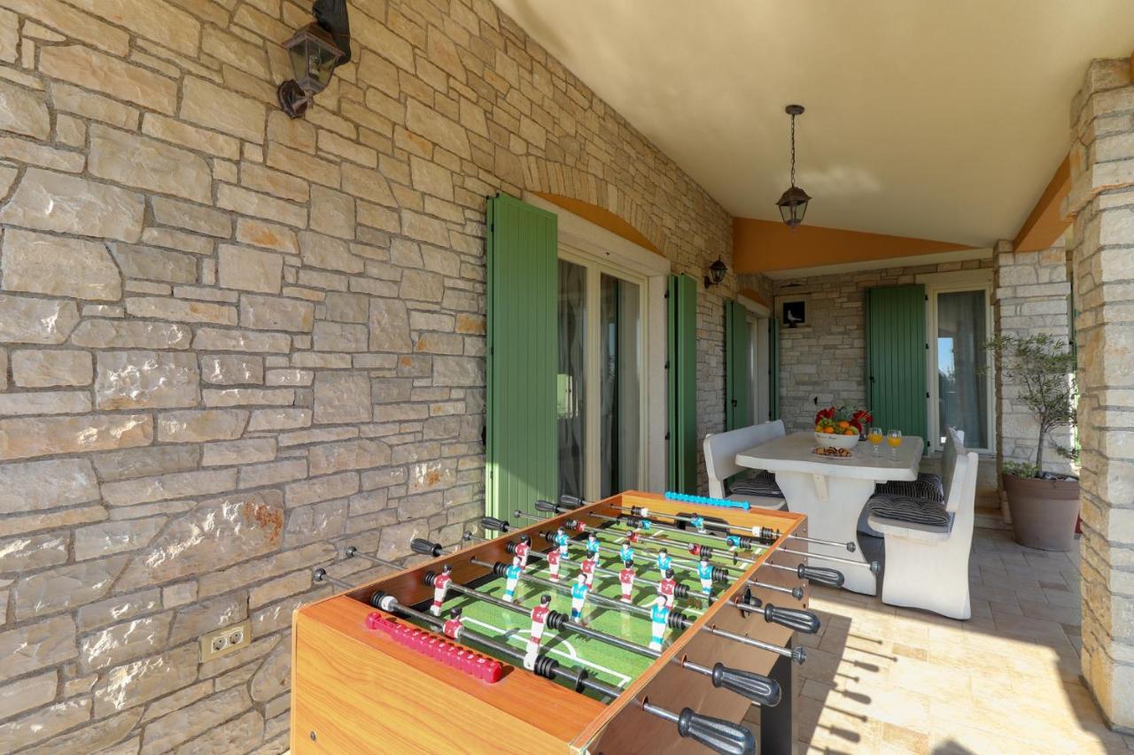 Villa Nona Marija Sveti Lovreč Pazenatički Extérieur photo