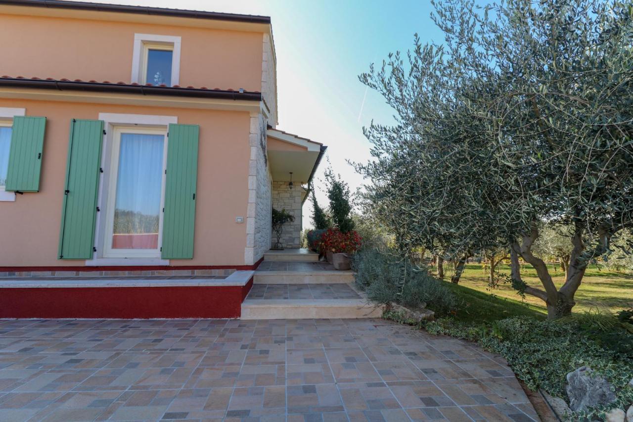 Villa Nona Marija Sveti Lovreč Pazenatički Extérieur photo
