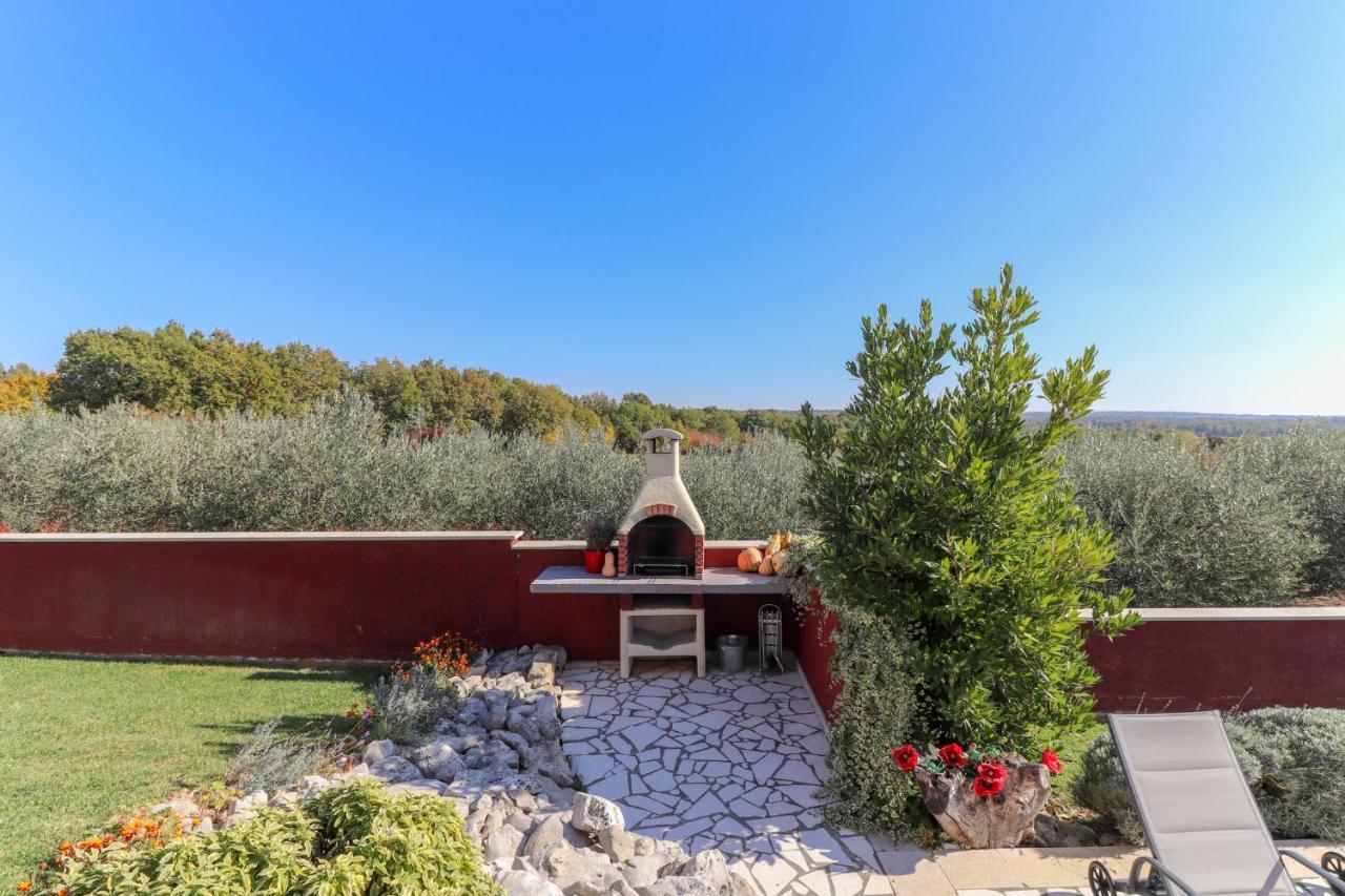 Villa Nona Marija Sveti Lovreč Pazenatički Extérieur photo