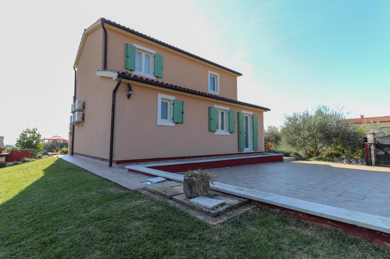 Villa Nona Marija Sveti Lovreč Pazenatički Extérieur photo